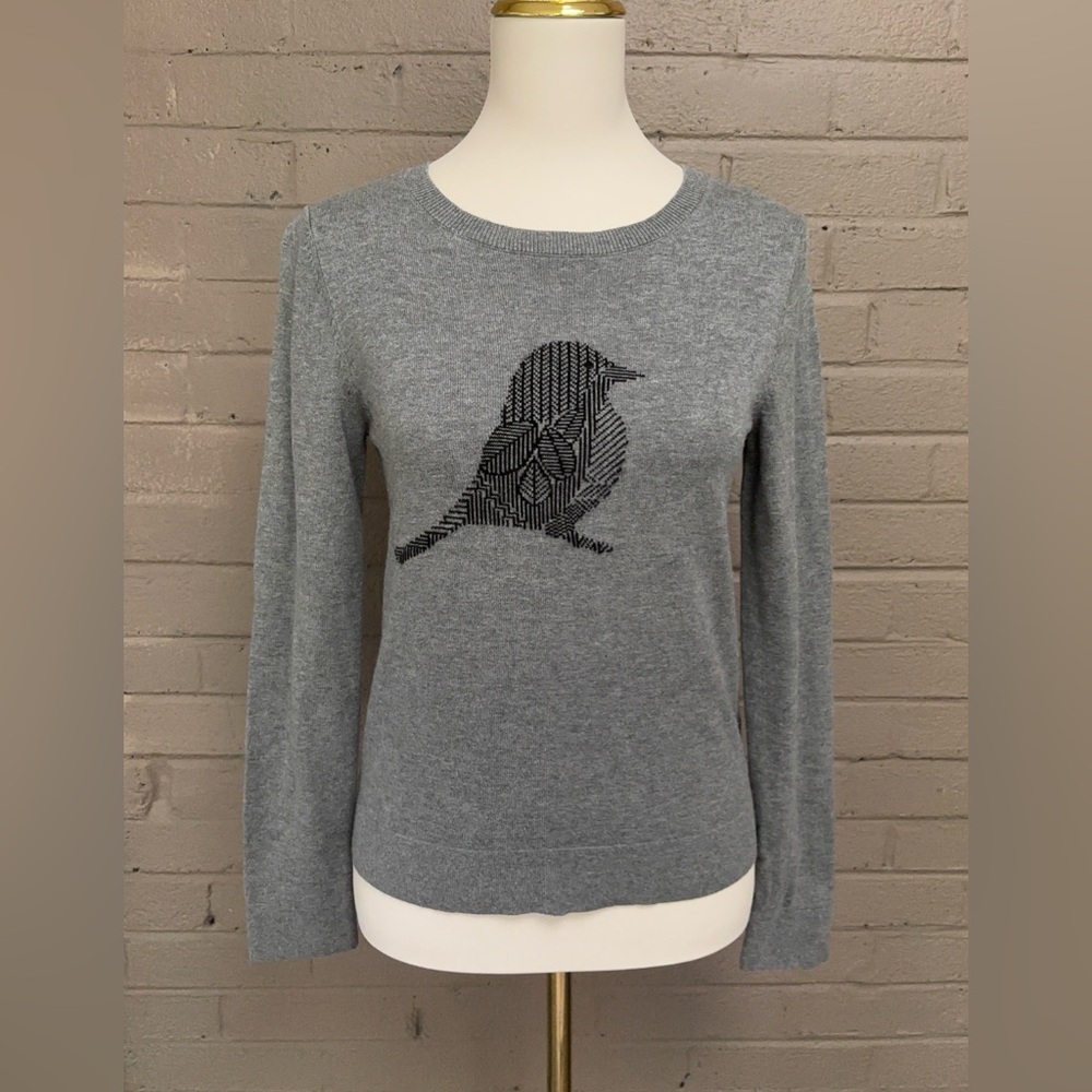 Banana Republic Gray Sweater with Bird Design S
